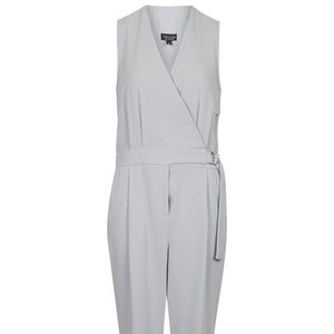 TOPSHOP Crepe D Ring Jumpsuit size 2 Baby Blue